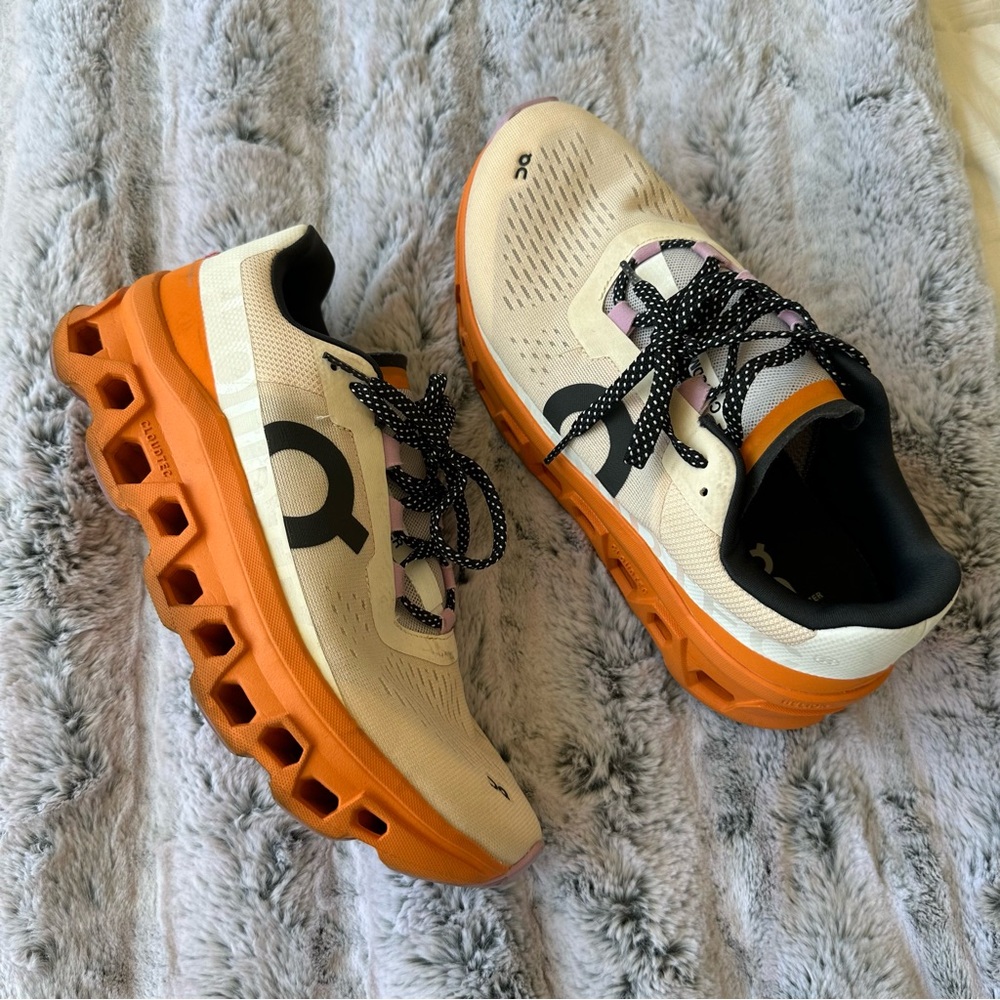 🪩FLASH SALE FINAL PRICE🪩 On CloudMonsters